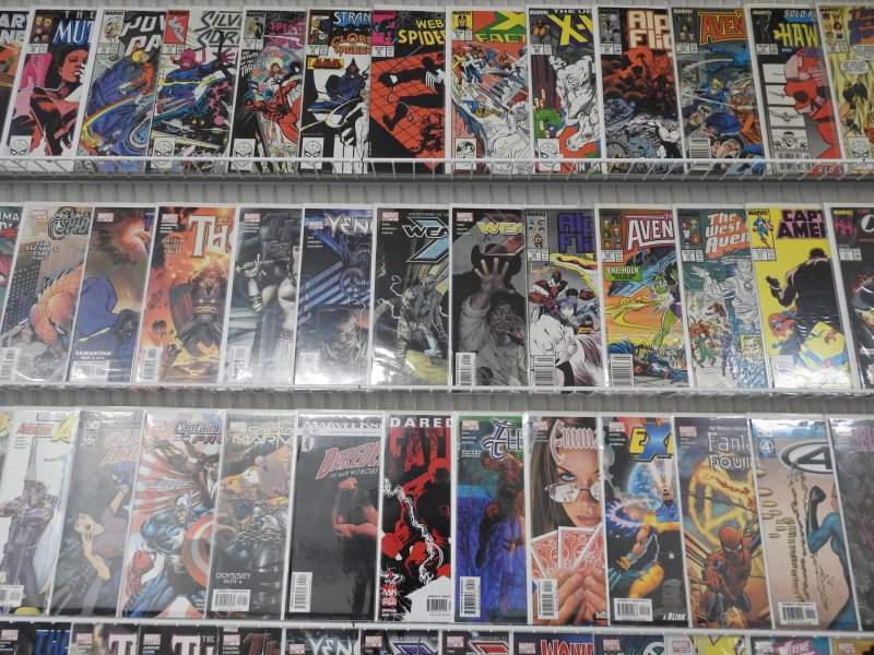 Huge Lot 170+ Comics W/ Spider-Man, Silver Surfer, Thor, Hulk+ Avg VF+ Condition