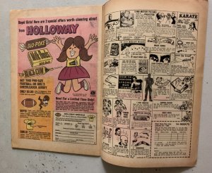 Detective Comics #408 DC (4.0 VG) Robin goes missing, Batgirl story (1971)