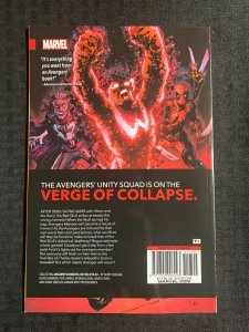 2017 UNCANNY AVENGERS Volume 4 Red Skull SC TPB VF 8.0 1st Marvel Comics