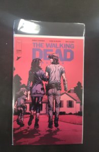 The Walking Dead Deluxe #70 (2023)