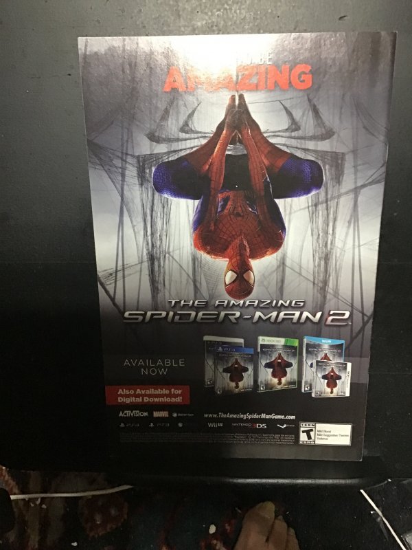 Hulk #4 (2014) Iron Man and Captain Marvel cover! High-grade! NM- Wow!