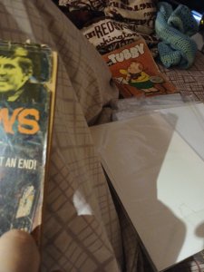 DARK SHADOWS COMIC #11 GOLD KEY NOV 1971 BARNABAS COLLINS PAINTED COVER