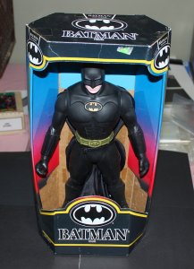 Batman Returns  15  Figure  Kenner Toys 1991