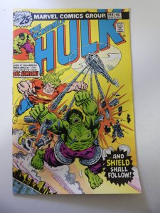 The incredible Hulk #199 (1976) VG/FN Condition MVS Intact