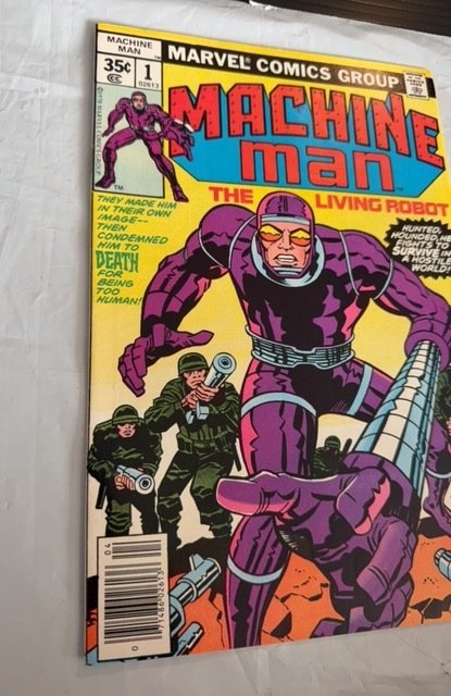 Machine Man #1 (1978) The living Robit