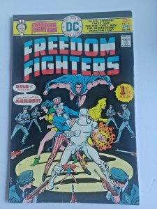 Freedom Fighters #1 - 1976 - FN/VF