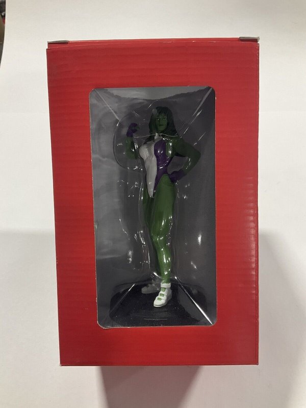 She-Hulk Fact File 5” Statue Box Has Light Wear Statue Is Mint Marvel 