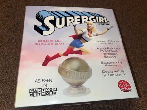 DC Direct, Superman Animated Series Supergirl Statue, Damaged