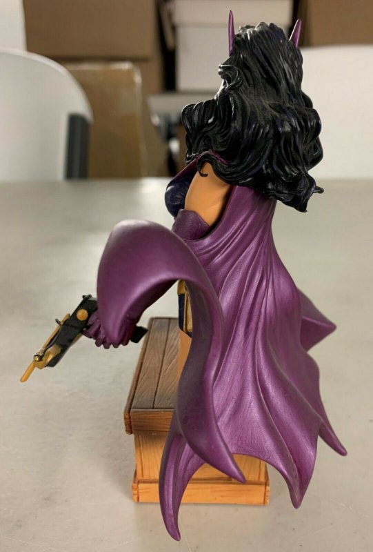 Women of the DC Universe Huntress Bust Series 2 Limited Edition 