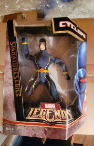 Marvel Legends Signature Series: Cyclops Action Figure