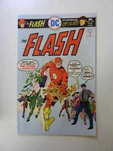 The Flash #239 (1976) VF- conndition