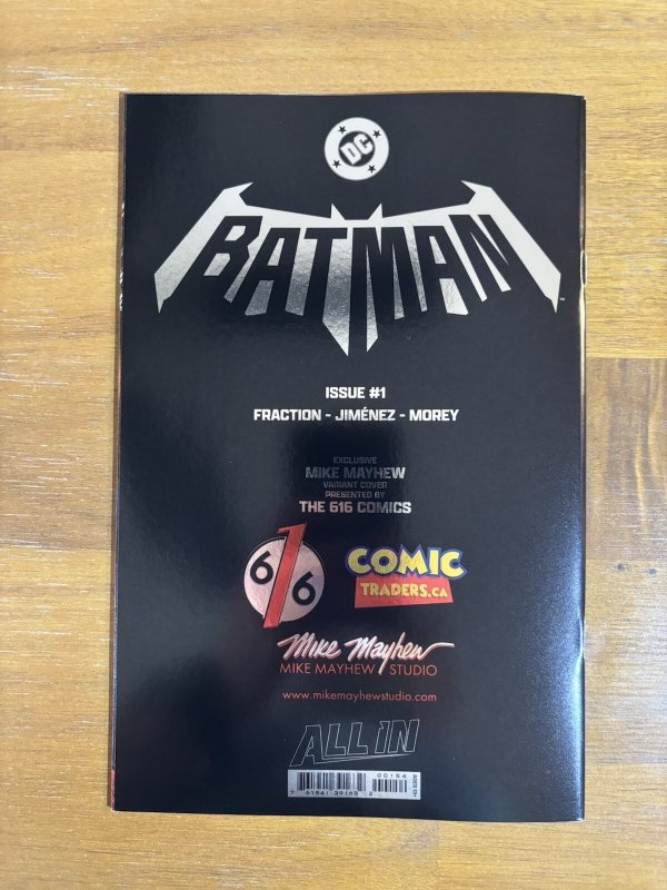 BATMAN #1 • MIKE MAYHEW EXCLUSIVE VIRGIN FOIL VARIANT 2025 LTD 1000 • SIGNED