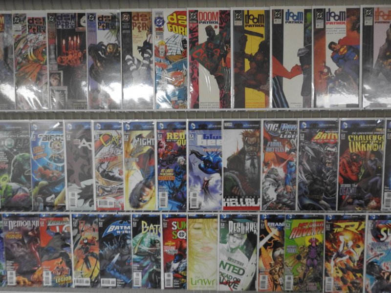 Huge Lot of 160+ Comics W/ Superman, Doom Patrol, Batman Avg. VF Cond.