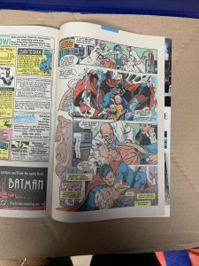 DC Comic-  Superman-Funeral for a friend -77 Mar 1993 70992306756