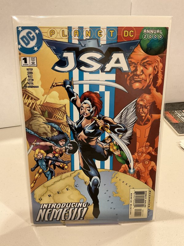 JSA Annual #1  9.0 (our highest grade)  2000  Planet DC!