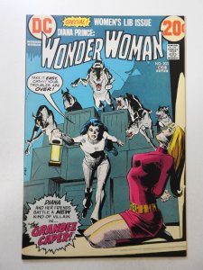 Wonder Woman #203 (1972) VF Condition!