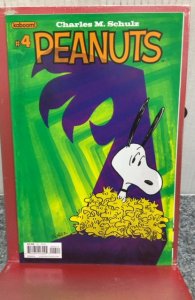 Peanuts #4 (2012)
