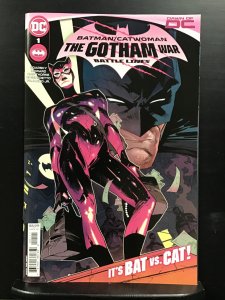 Batman/Catwoman: The Gotham War: Battle Lines (2023)