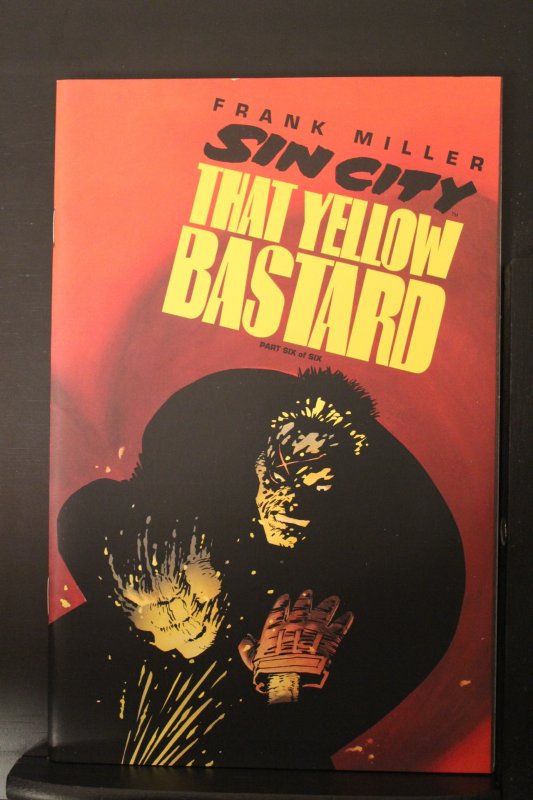 Sin City: That Yellow Bastard #6 (1996) Super-High-Grade Frank Miller Key Wow!