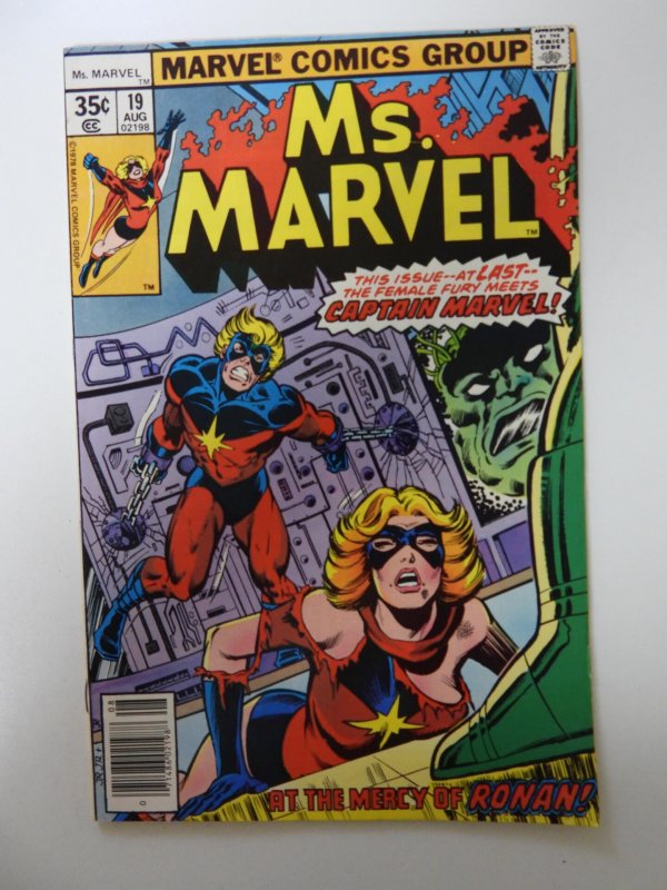 Ms. Marvel #19 FN/VF condition