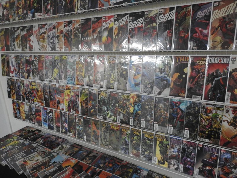 Huge Lot 160+ Comics W/ Daredevil, Spider-Man, Avengers, +More! Avg VF/NM Cond!