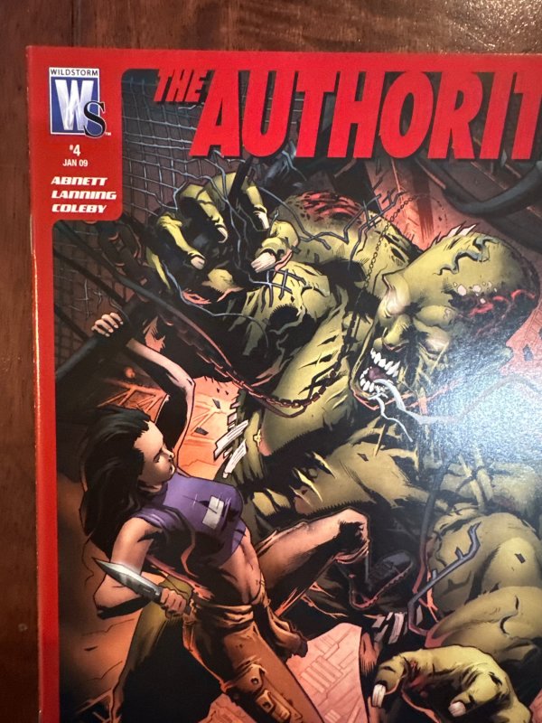 The Authority #4 (2009)
