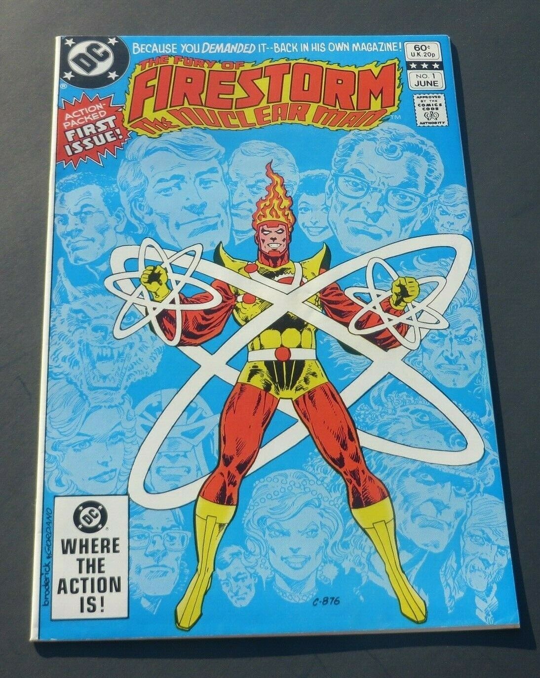 Firestorm 1 Vf 8 0 High Grade Dc Comic Book Origin 1st Appearance Black Bison Comic Books Bronze Age Dc Comics Firestorm Superhero Hipcomic