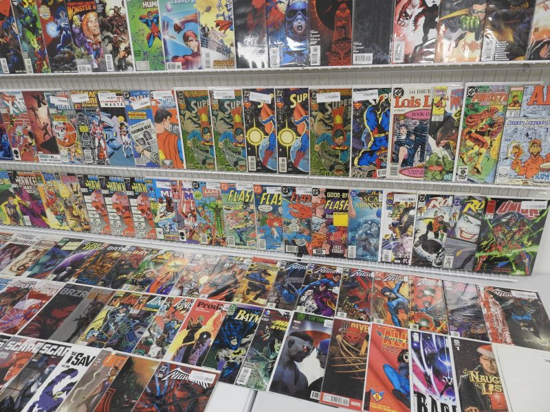 Huge Lot 150 Comics W/ X-Men, Spider-Man, Superman, +More! Avg VF- Condition!