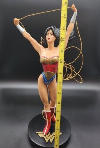 DC Designer Series Wonder Woman Statue Adam Hughes Limited Edition 2128/5000