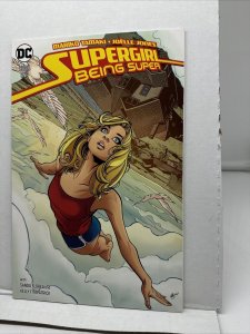 Supergirl: Being Super by Tamaki, Mariko