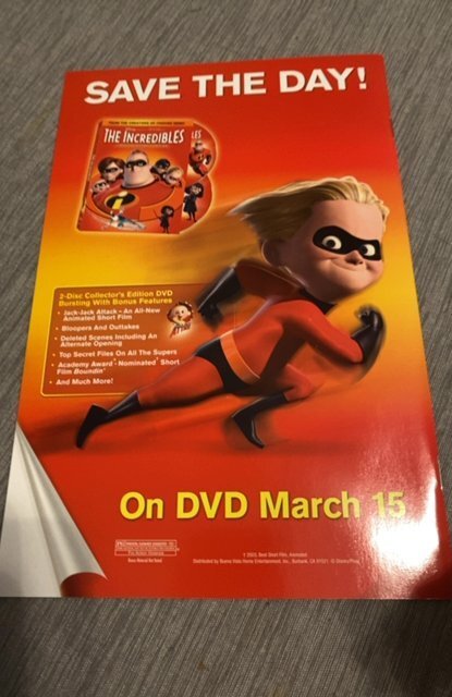 Young Avengers #1 Directors Cut ? 1st App Kate Bishop Hulkling VF/NM copy!!