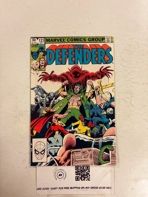 The Defenders #121 NM Marvel Comic Books Dr. Strange Valkyrie Hulk 10 HH97
