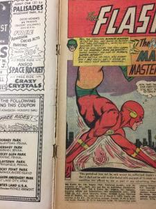 The Flash 146 1.8 Gd- Good - Cover Detached Large Spine Split