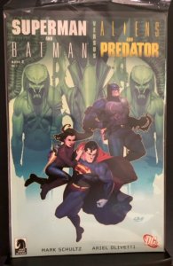 Superman and Batman vs. Aliens and Predators #2 (2007)