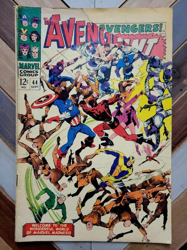 AVENGERS #44 GD 2.0 (Marvel 1967) Death RED GUARDIAN, Black Widow Origin BUSCEMA