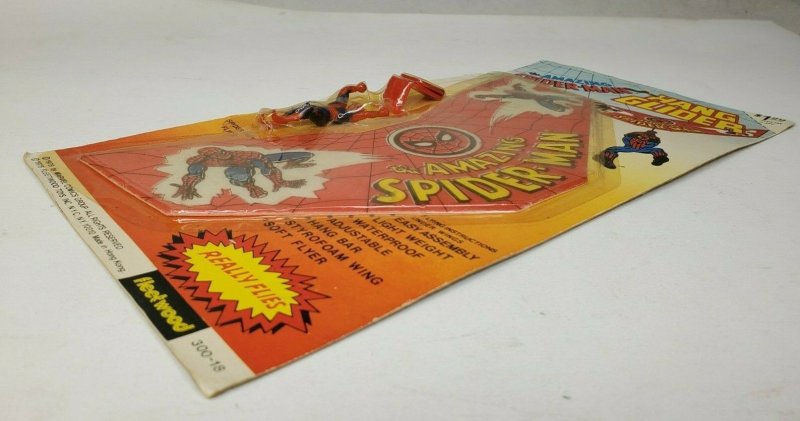  SPIDER MAN Hang Glider 1978 VINTAGE  Marvel Fleetwood New in Package RARE 