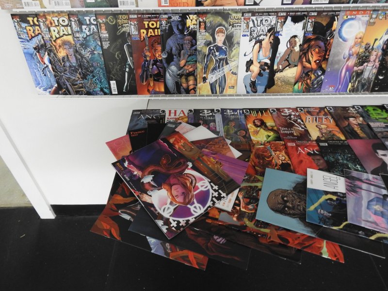 Huge Lot 190+ Comics W/ Buffy the Vampire Slayer, Tomb Raider, +More! Avg VF !