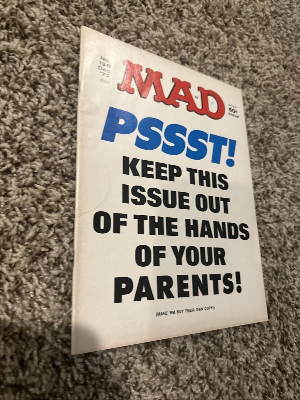 Mad Magazine December 1977 No. 195 Keep This Issue Out  No Label