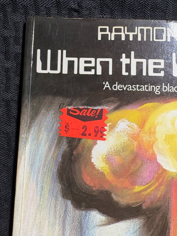 1984 WHEN THE WIND BLOWS by Raymond Briggs SC VG/FN 5.0 Penguin Reprint