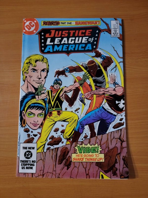 Justice League of America #233 Direct Market Edition ~ NEAR MINT NM ~ 1984 DC