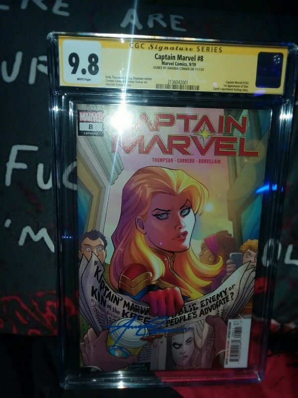 Captain Marvel Issue 8 CGC 9.8 SS AMANDA CONNER SIG. 1ST APP. OF STAR KEY BOOK!