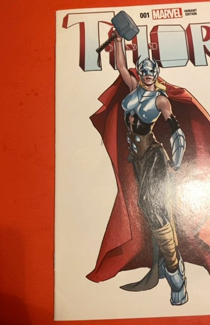 Thor #01 variant Mary Jane foster becomes Thor