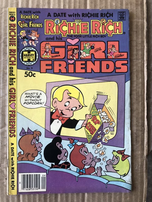 Richie Rich & His Girlfriends #9