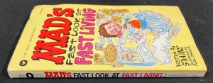 MAD'S FAST LOOK AT FAST LIVING PAPERBACK BOOK VF-