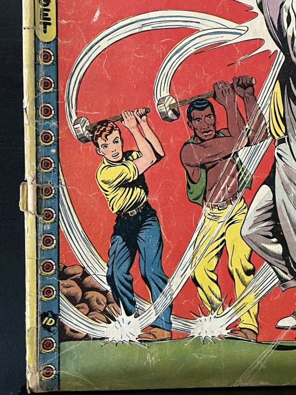 Target Comics Vol. 8 #10 (1940 Novelty Press) Golden Age