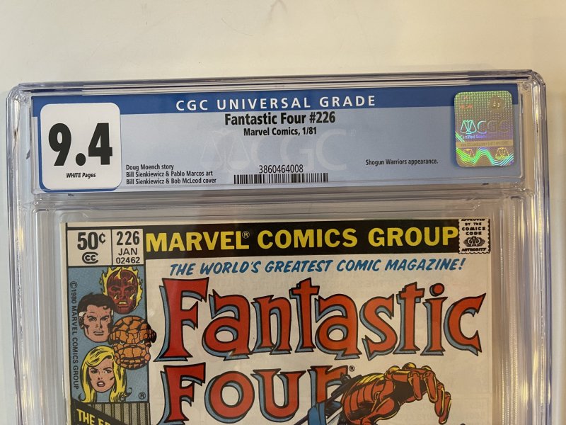 FANTASTIC FOUR #226 CGC 9.4 - Newsstand - SHOGUN WARRIORS APPEARANCE