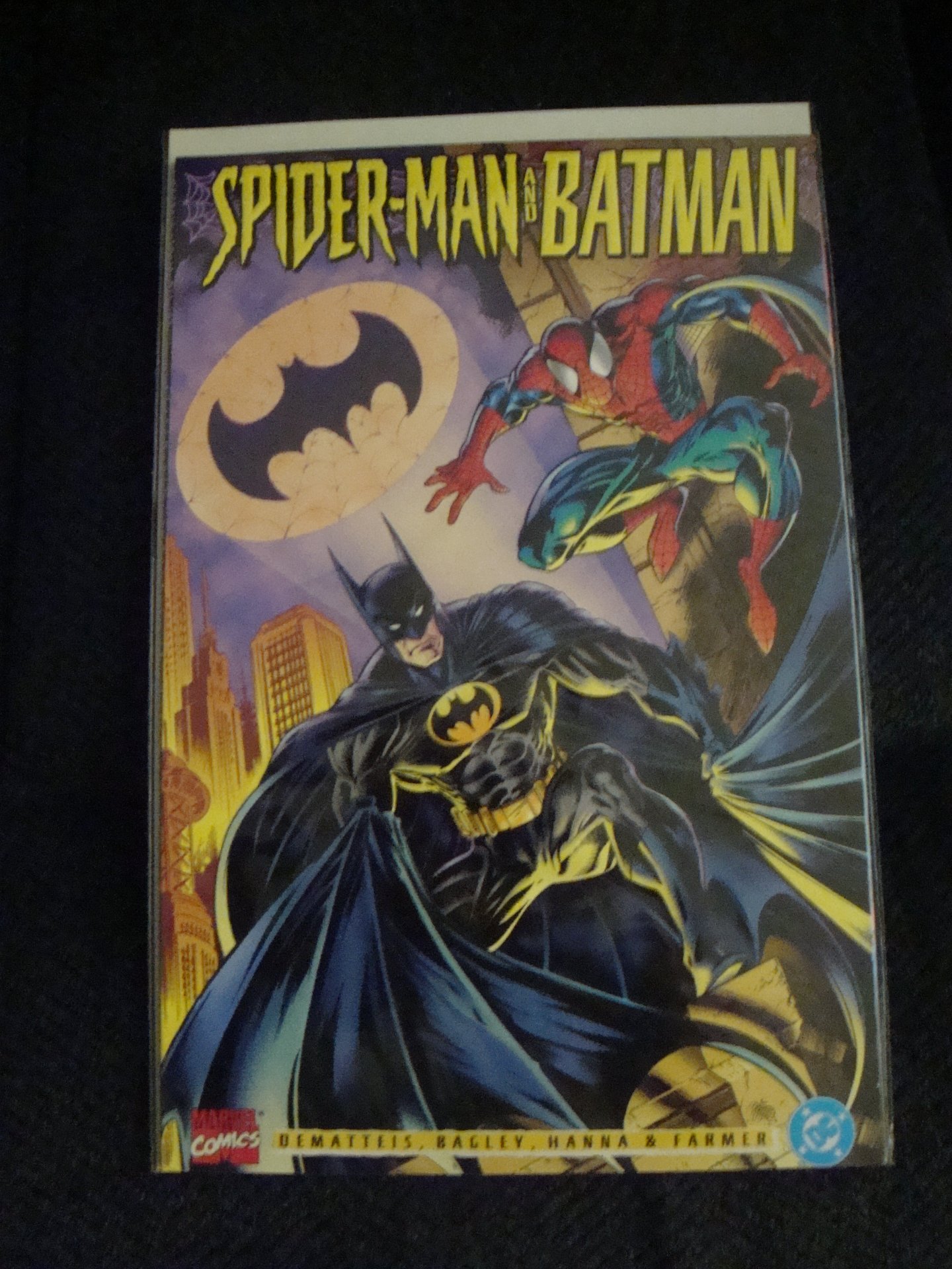 Spider-Man and Batman #1 Marvel/DC Crossover (1999) Bagley Art Carnage  Joker | Comic Books - Modern Age, Marvel, Batman, Superhero / HipComic