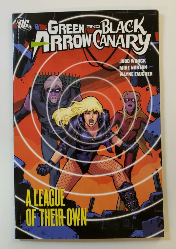 GREEN ARROW AND BLACK CANARY A LEAGUE OF THEIR OWN TPB SOFT COVER VF/NM