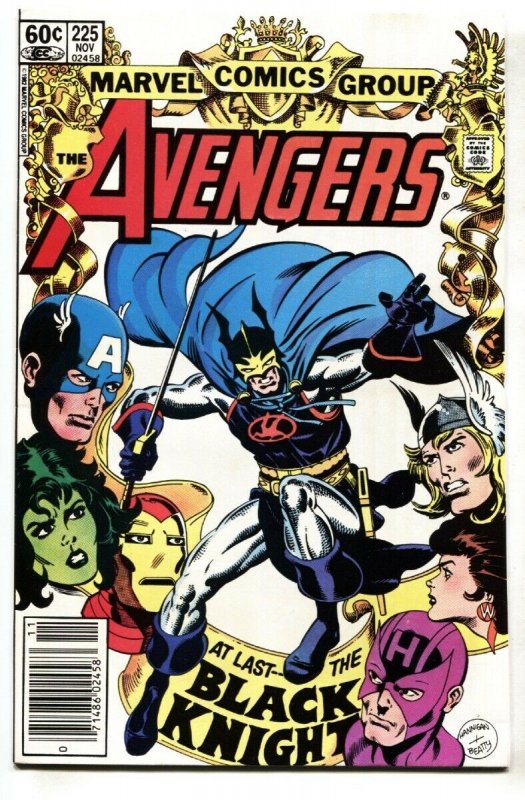 購入最安アメコミ　Avengers 225 Black knight 初登場　マーベル mcu アベンジャーズ エターナルズ　marvel 1982年　レア　HOT book ヴェノム アメコミ、海外作品