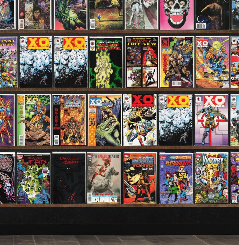 Huge Lot 140+ Comics with X-O Manowar, Hawk And Dove & More!